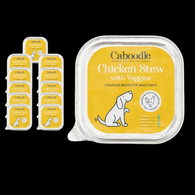 Caboodle Wet Food – Free run chicken stew with chunky vegetables